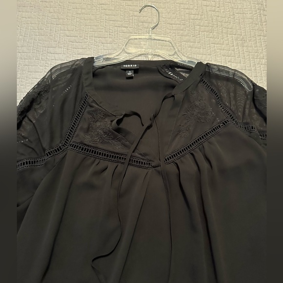 Torrid Crinkle Chiffon Embroidered Peasant Top - Picture 6 of 11